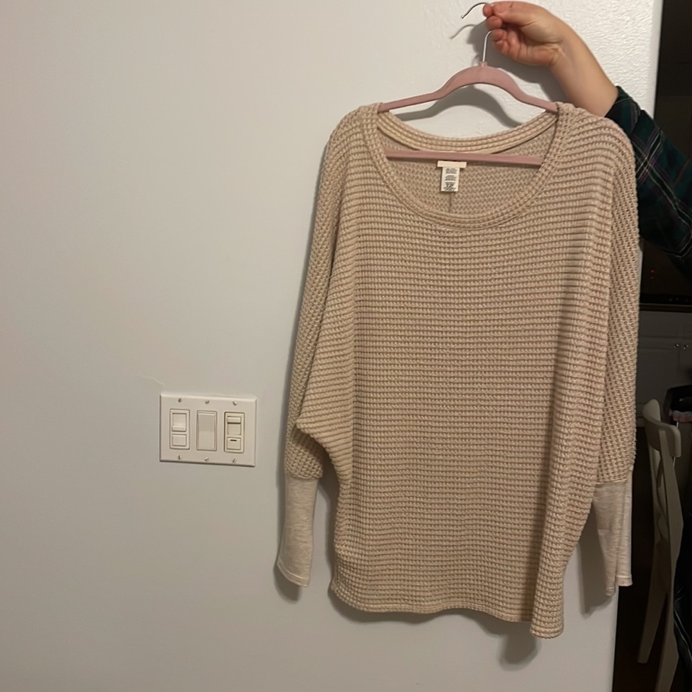 Oversized tunic. - Picture 3 of 3